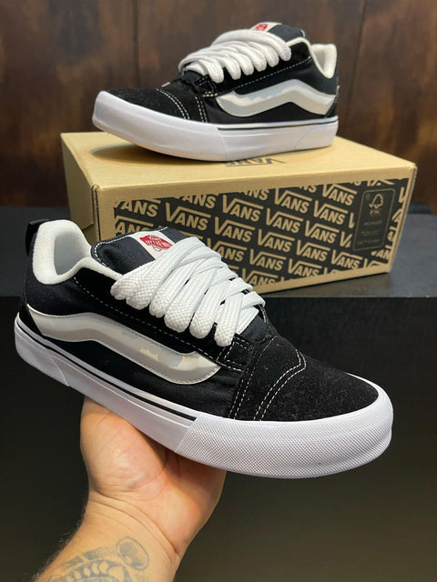 Tenis JK V4NS KNU SKOOL